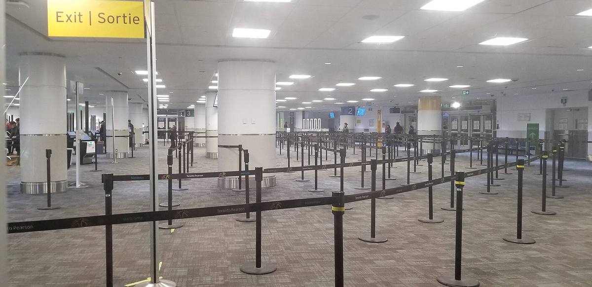 Tollskilt paa flyplass